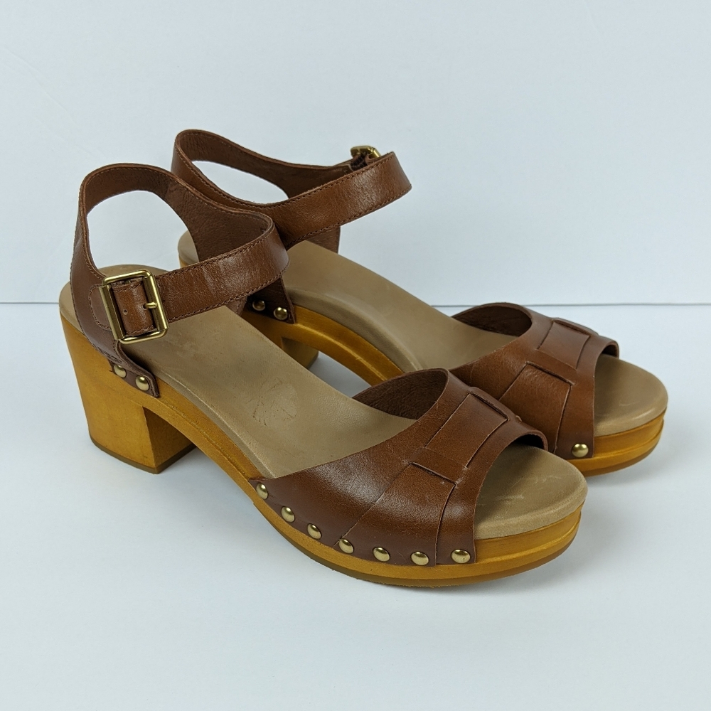 UGG Janie Clog Sandal